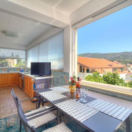 Apartments Villa Rojnica Jelsa  Exteriör bild