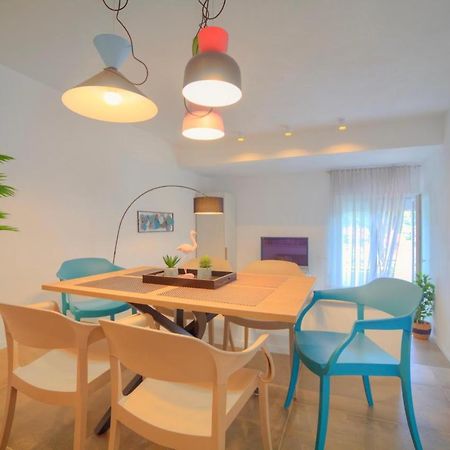 Apartments Villa Rojnica Jelsa  Exteriör bild