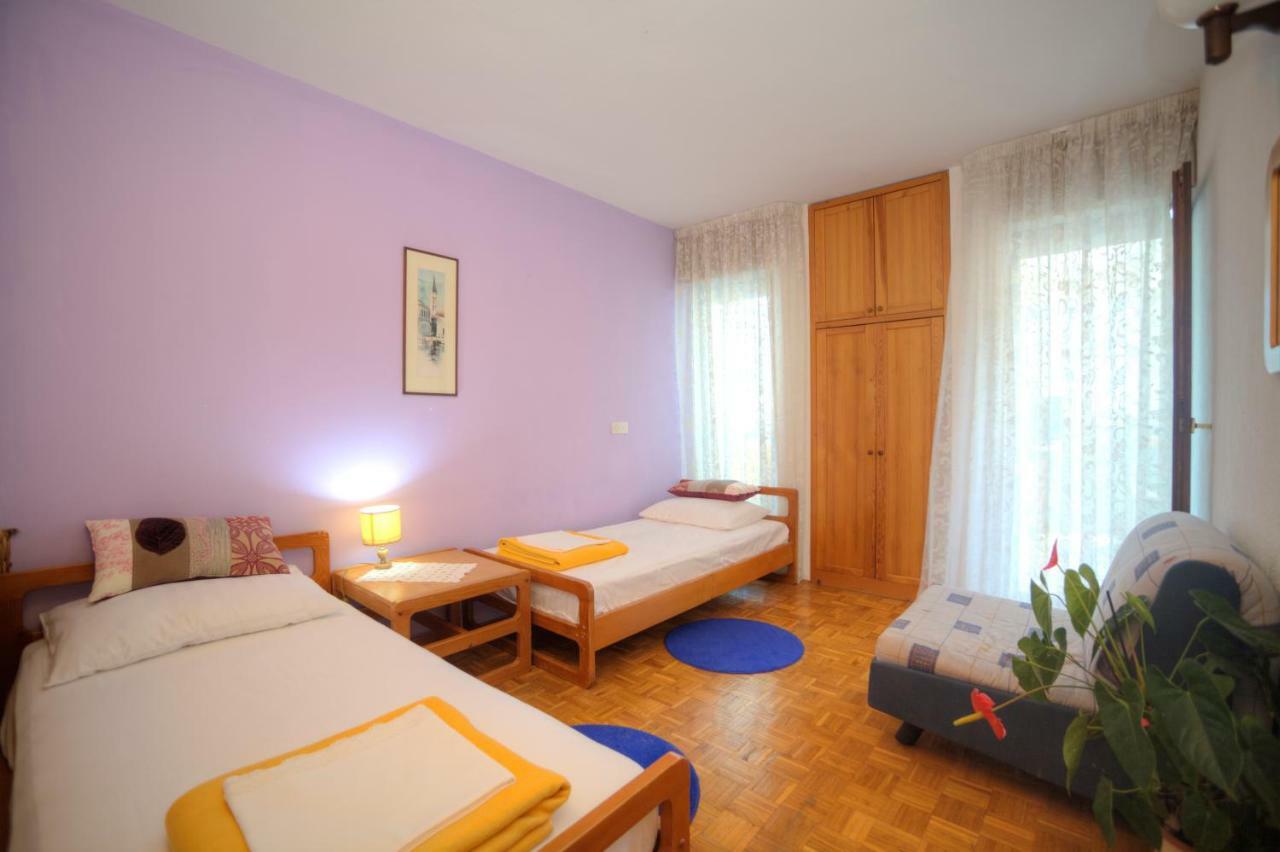 Apartments Villa Rojnica Jelsa  Exteriör bild