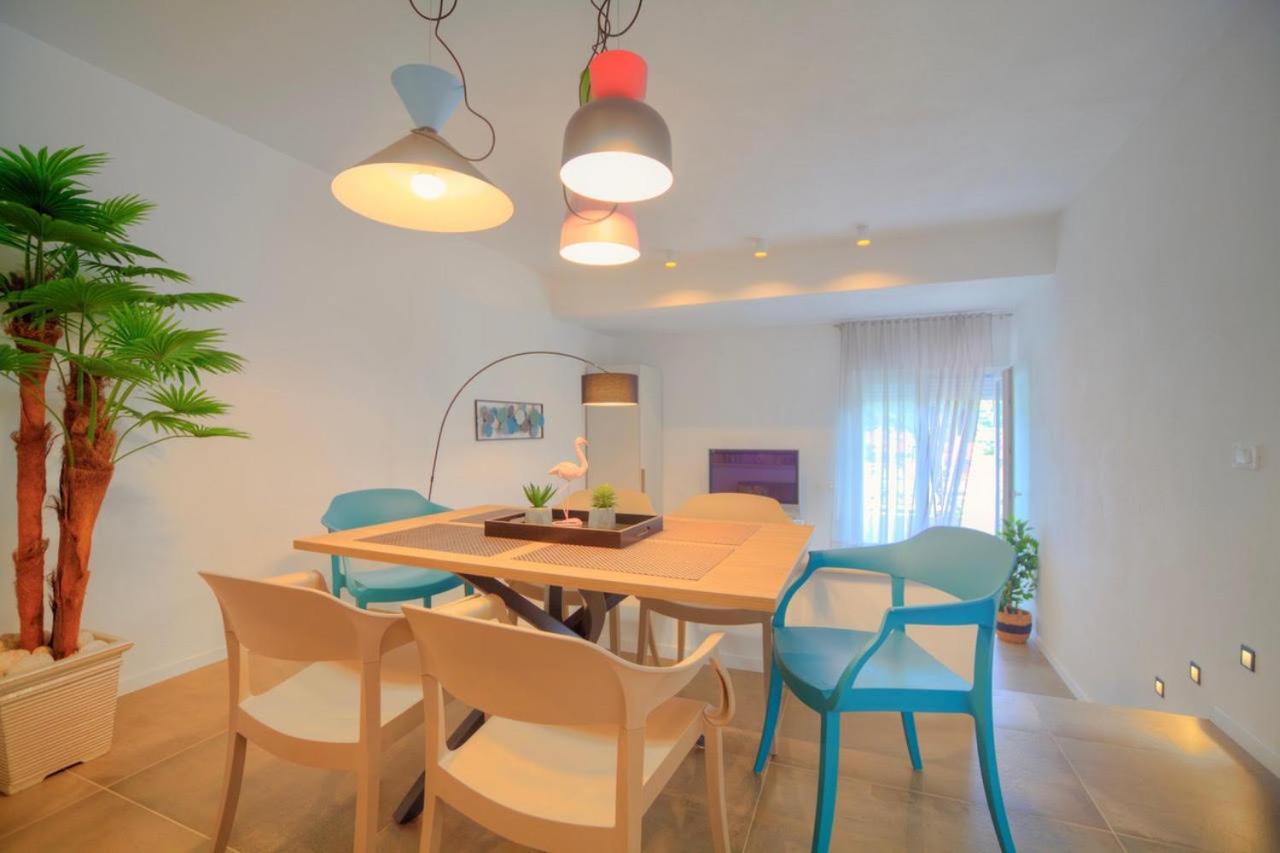 Apartments Villa Rojnica Jelsa  Exteriör bild